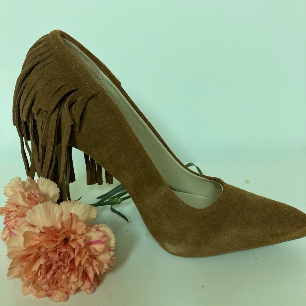 MIA Madalyn Suede Fringe Pumps size 7.5